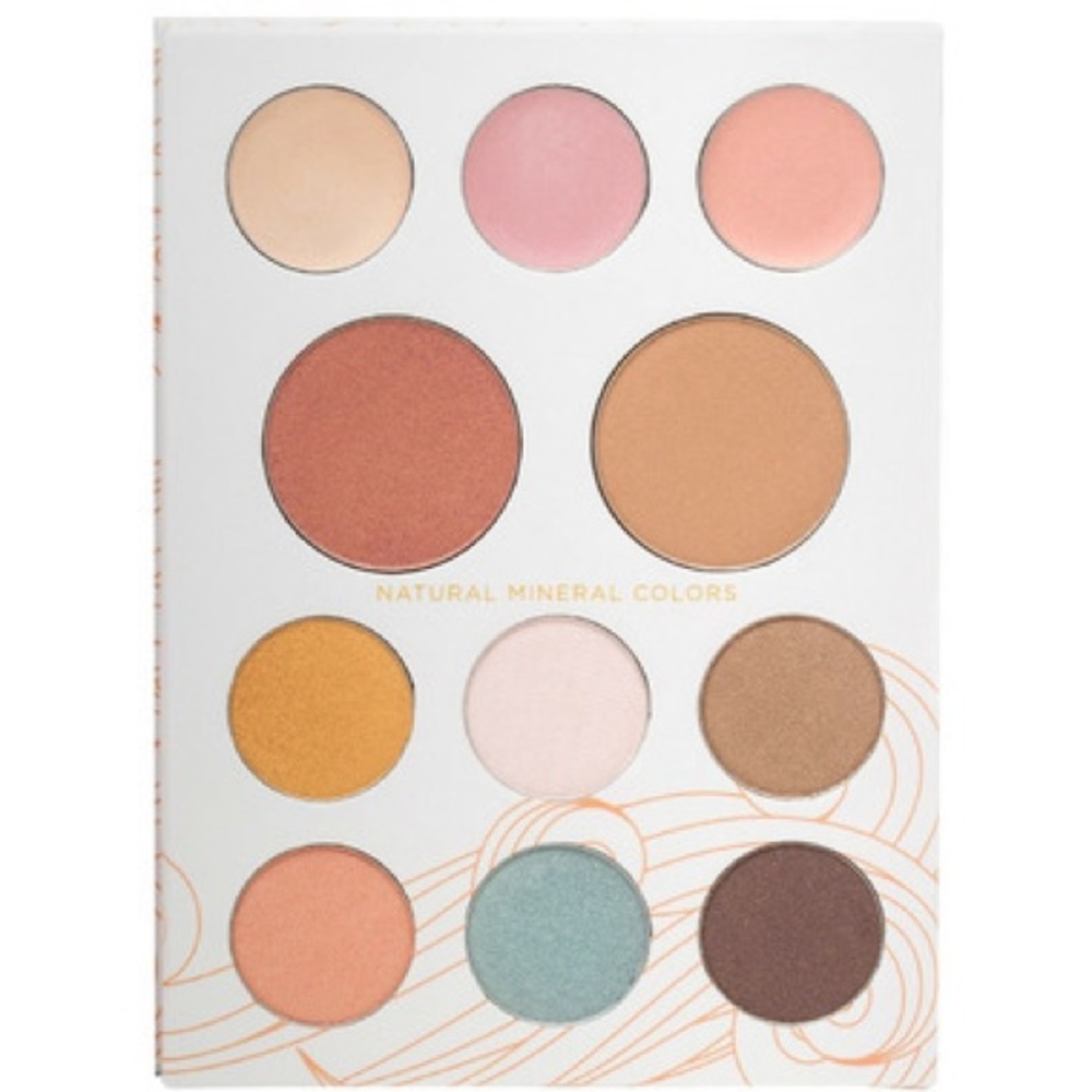 Pacifica Natural Minerals Solar Complete Color face palette